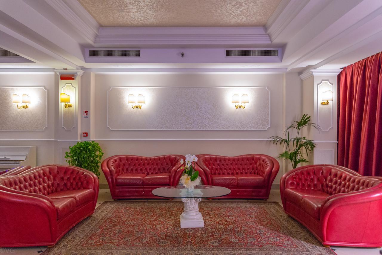 Hotel Executive La Fiorita Rimini Exterior photo